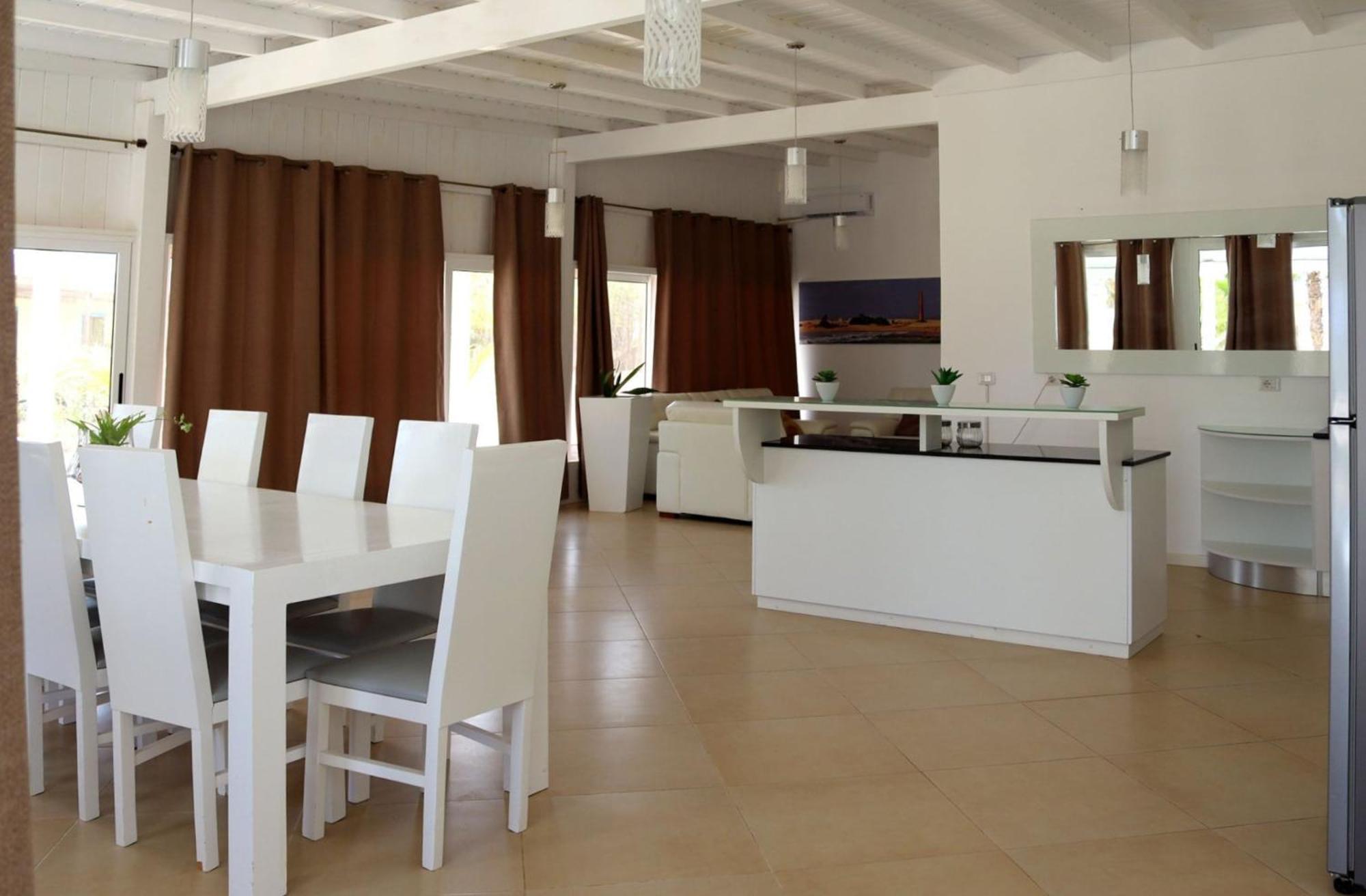 Katlantik Deluxe Villa ซาลเรย์ ภายนอก รูปภาพ
